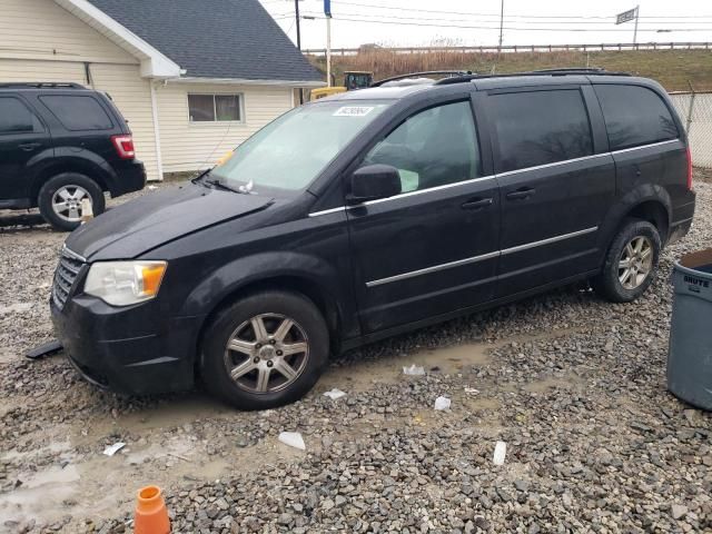 2010 Chrysler Town & Country Touring