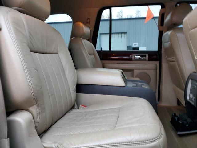 2005 Lincoln Navigator