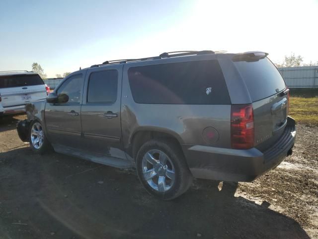 2014 Chevrolet Suburban C1500 LT