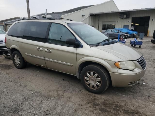 2006 Chrysler Town & Country Touring