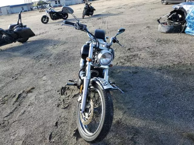 2003 Yamaha XVS65 Base