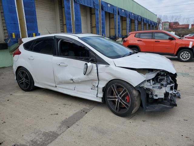 2016 Ford Focus ST