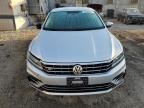 2017 Volkswagen Passat R-Line