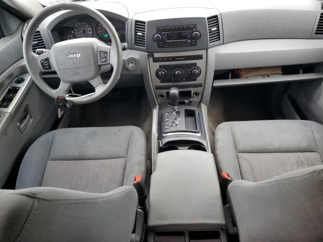 2005 Jeep Grand Cherokee Laredo