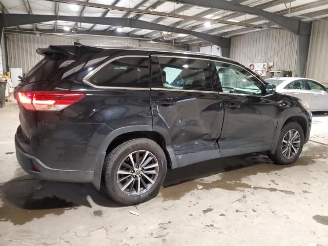 2019 Toyota Highlander SE