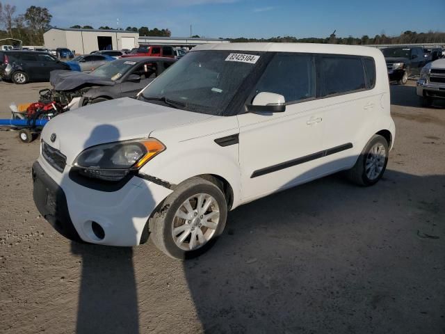 2013 KIA Soul +