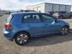 2016 Volkswagen E-GOLF SE