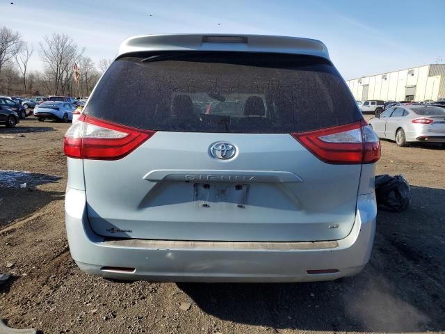 2015 Toyota Sienna LE