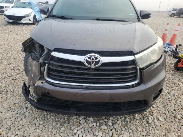 2016 Toyota Highlander LE