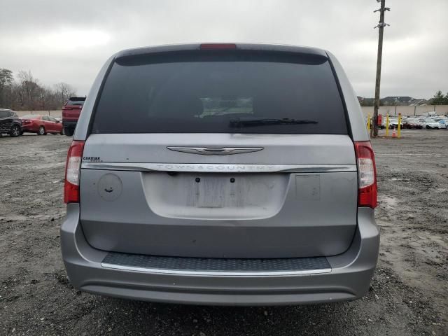 2016 Chrysler Town & Country Touring