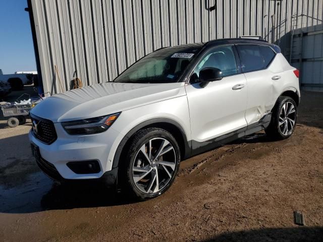 2021 Volvo XC40 T5 R-Design