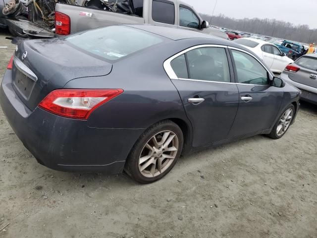 2010 Nissan Maxima S