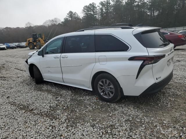 2023 Toyota Sienna XLE