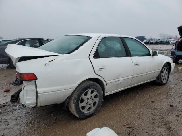 1999 Toyota Camry LE