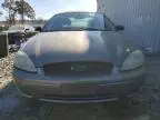 2005 Ford Taurus SE