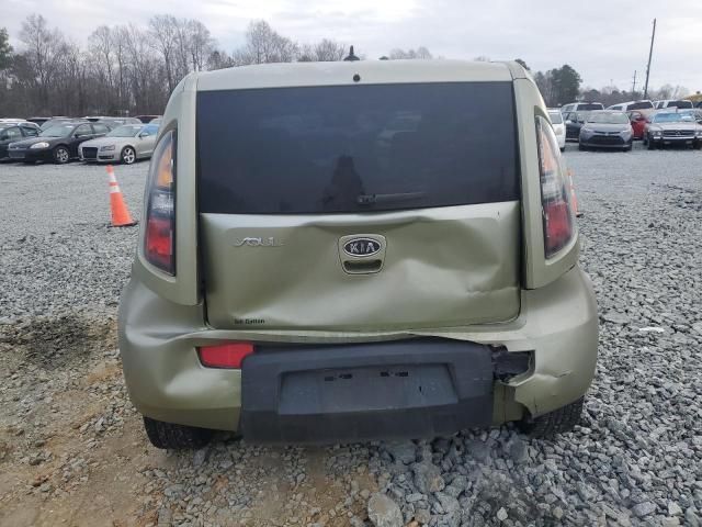 2011 KIA Soul +