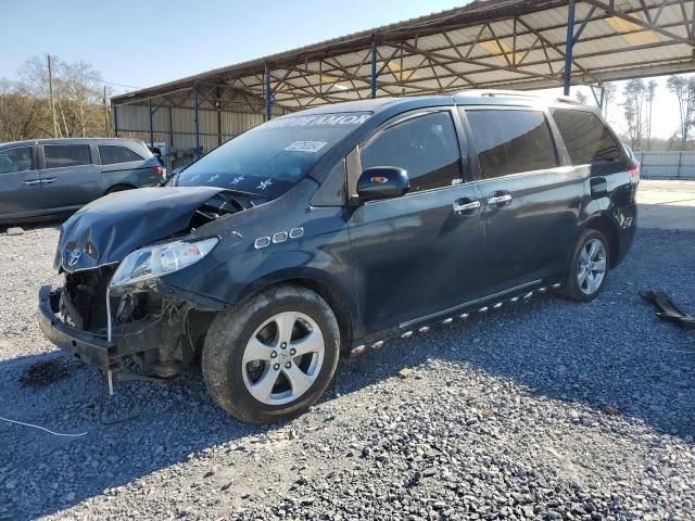 2012 Toyota Sienna LE