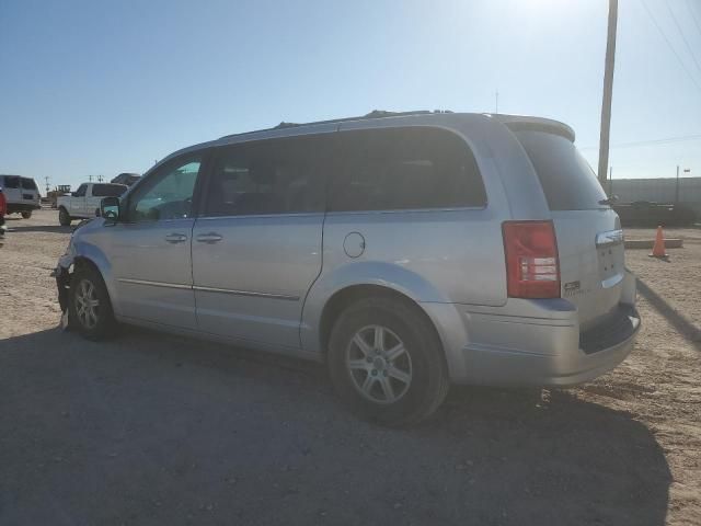 2010 Chrysler Town & Country Touring