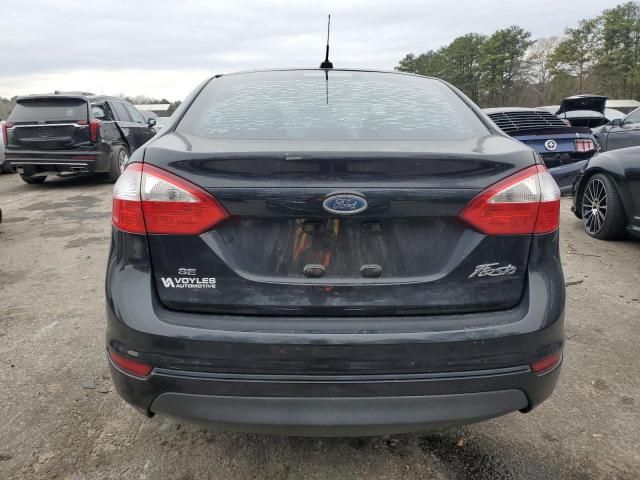 2015 Ford Fiesta SE