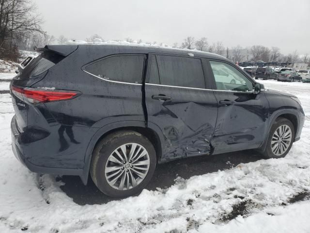 2021 Toyota Highlander Hybrid Platinum