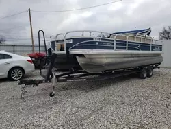 Salvage boats for sale at Rogersville, MO auction: 2019 Sun Tracker Boat With Trailer