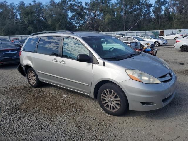 2007 Toyota Sienna LE