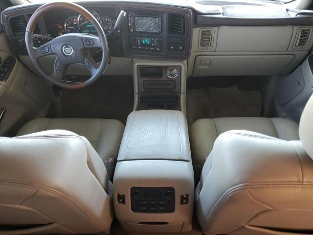 2004 Cadillac Escalade Luxury