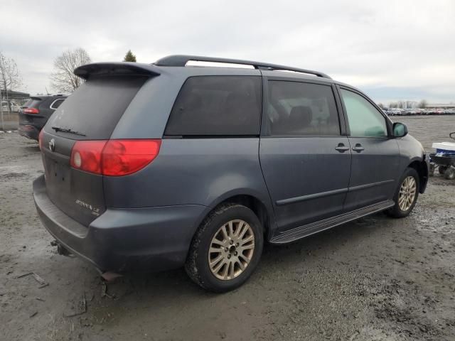 2008 Toyota Sienna LE