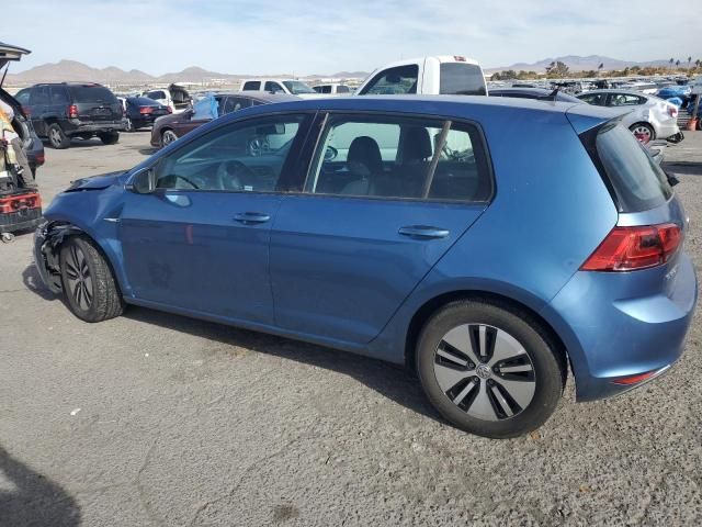 2016 Volkswagen E-GOLF SE