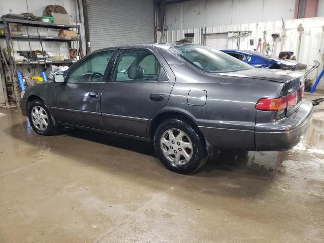 2000 Toyota Camry CE