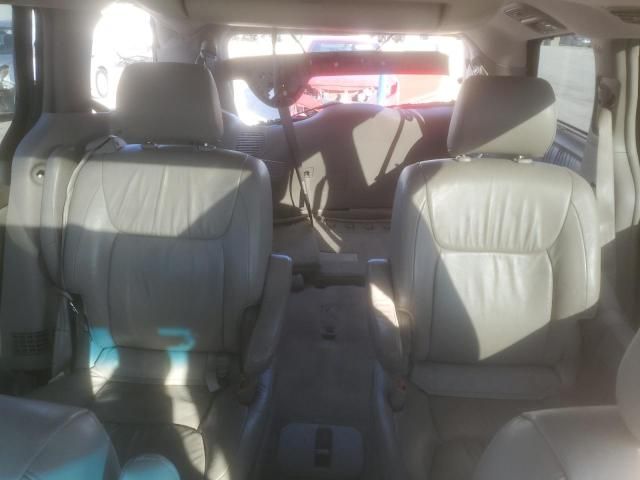 2008 Toyota Sienna XLE