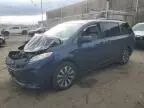 2019 Toyota Sienna LE