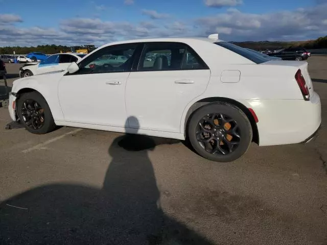 2019 Chrysler 300 S