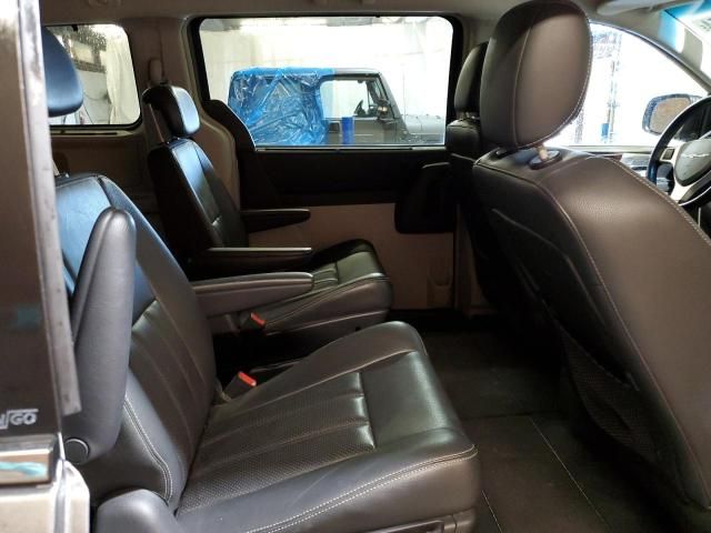 2009 Chrysler Town & Country Touring