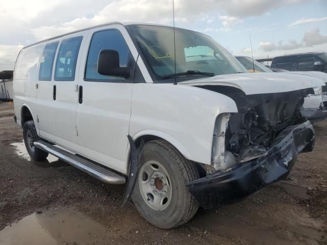 2017 Chevrolet Express G2500