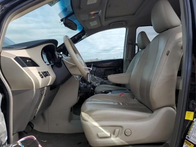 2013 Toyota Sienna XLE