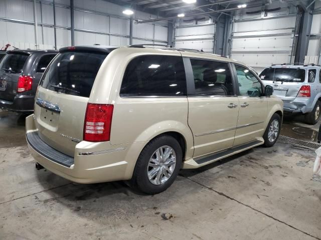 2010 Chrysler Town & Country Limited