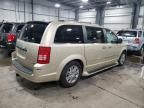 2010 Chrysler Town & Country Limited