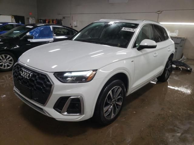 2023 Audi Q5 Premium Plus 45