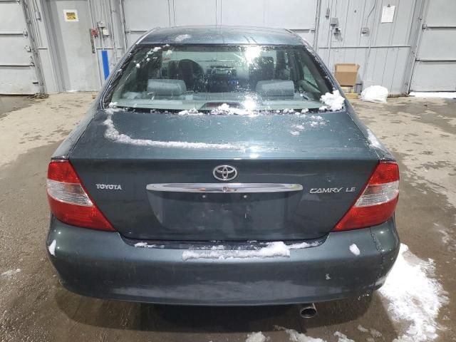 2004 Toyota Camry LE