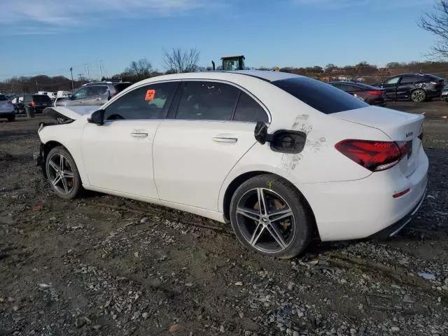 2021 Mercedes-Benz A 220