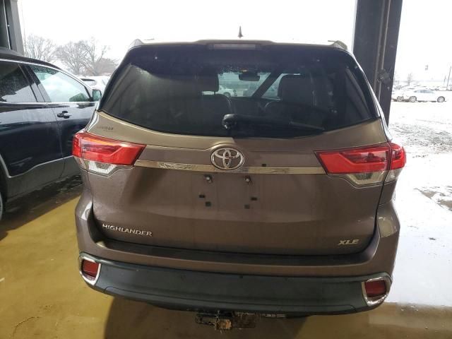 2018 Toyota Highlander SE