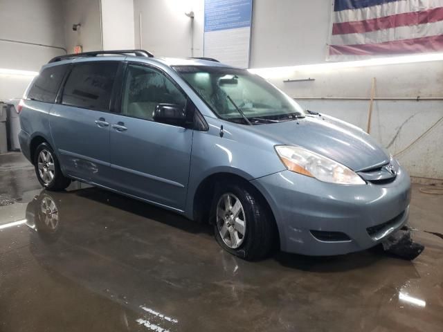 2008 Toyota Sienna CE