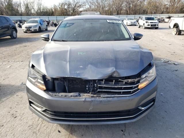 2017 Volkswagen Passat SE