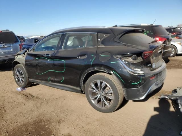 2017 Infiniti QX30 Base