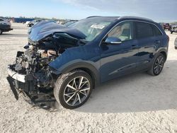 KIA Vehiculos salvage en venta: 2021 KIA Niro Touring