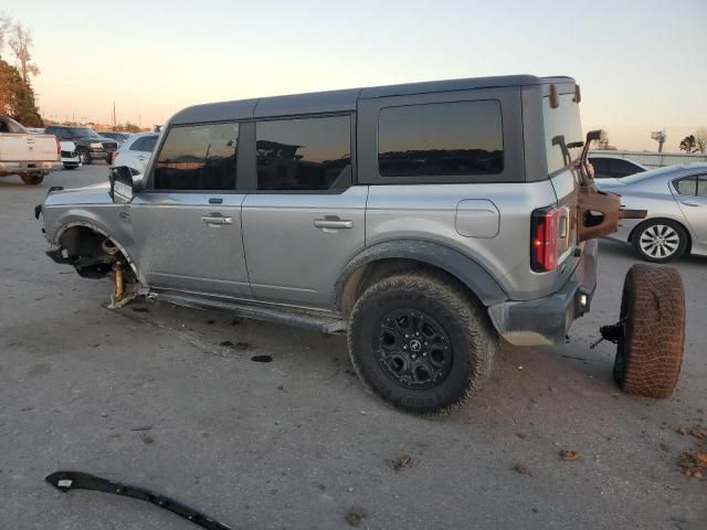 2021 Ford Bronco Base