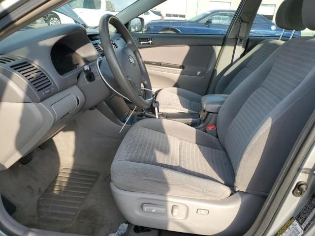 2005 Toyota Camry LE