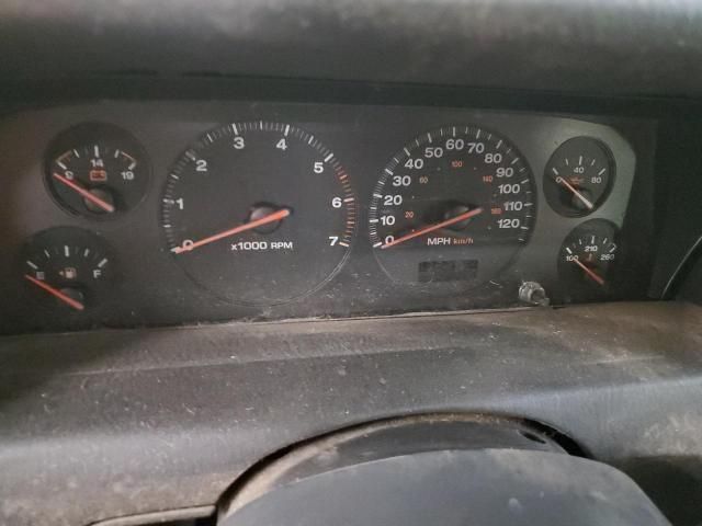 2000 Jeep Grand Cherokee Laredo