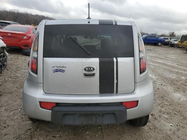 2010 KIA Soul +